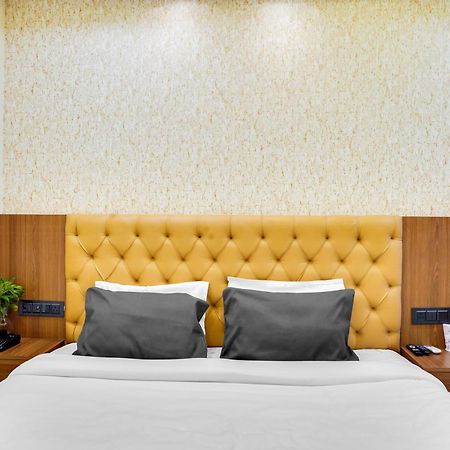 Hotel O Anjaney Palace Бопал Екстериор снимка