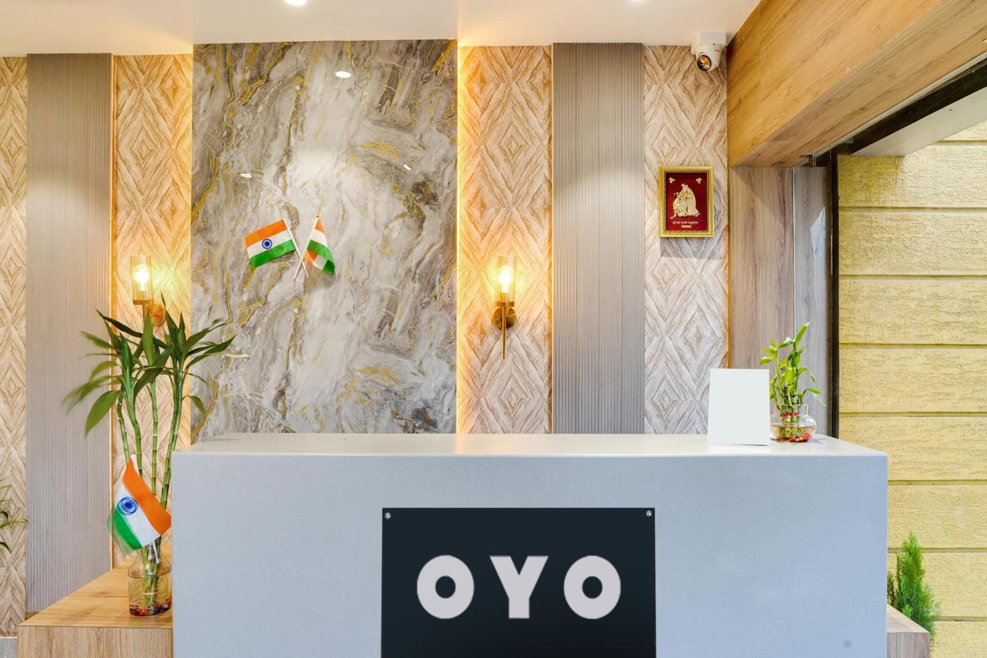 Hotel O Anjaney Palace Бопал Екстериор снимка